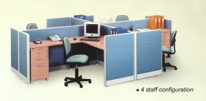 Partisi Kantor Uno 4 Staff